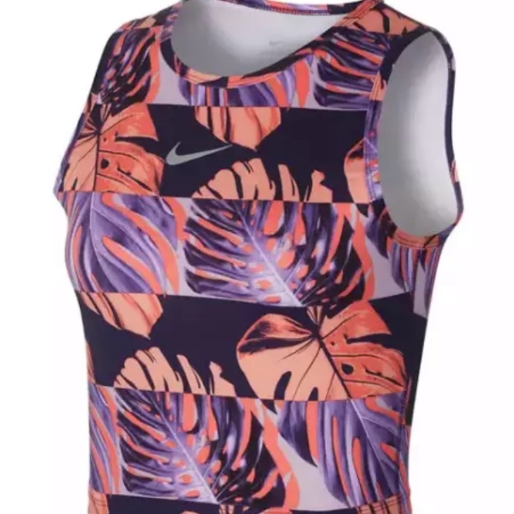 Nike running crop top, dri-fit, size M, new with tags